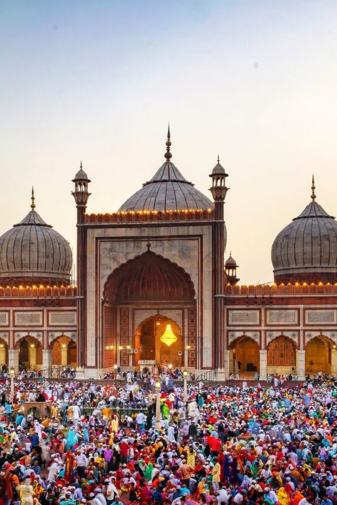 Top 10 Tourist Places In Delhi