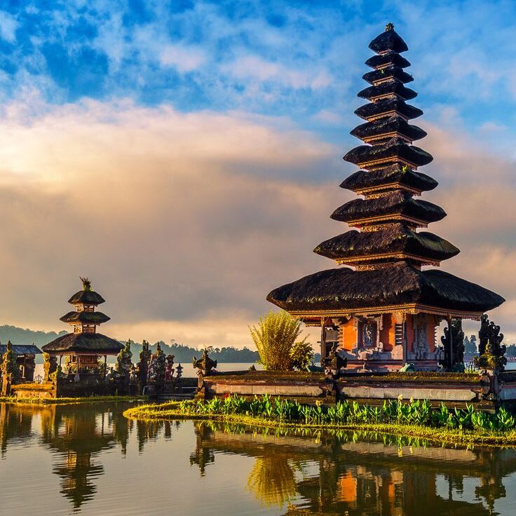 Top 10 Tourist Place In Bali